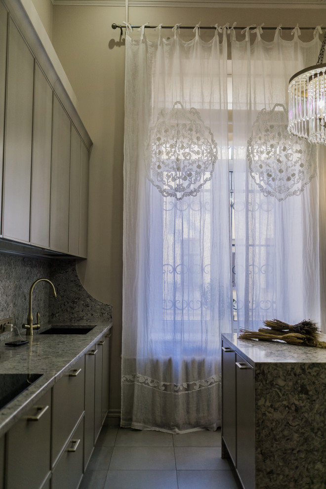 CHATEAU DE LA PETROGRADKA