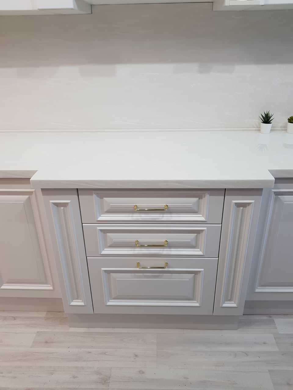 Столешница и стеновая панель из камня S-113 для нашего партнёра