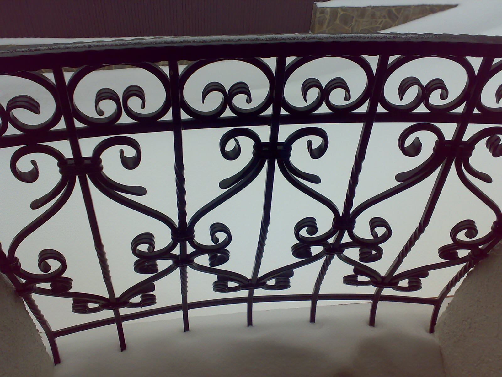 Холл частного дома в классическом стиле