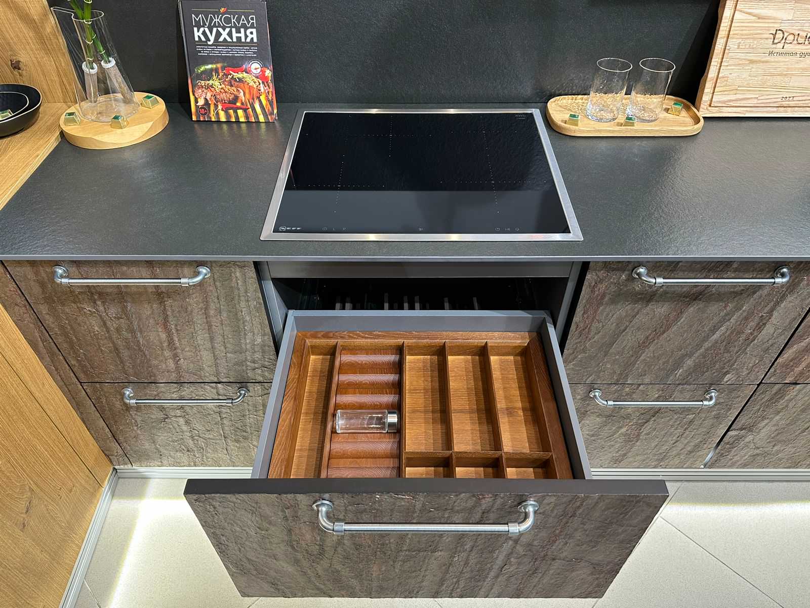 Кухонное наполнение для салона "Кухни ДРИАДА"