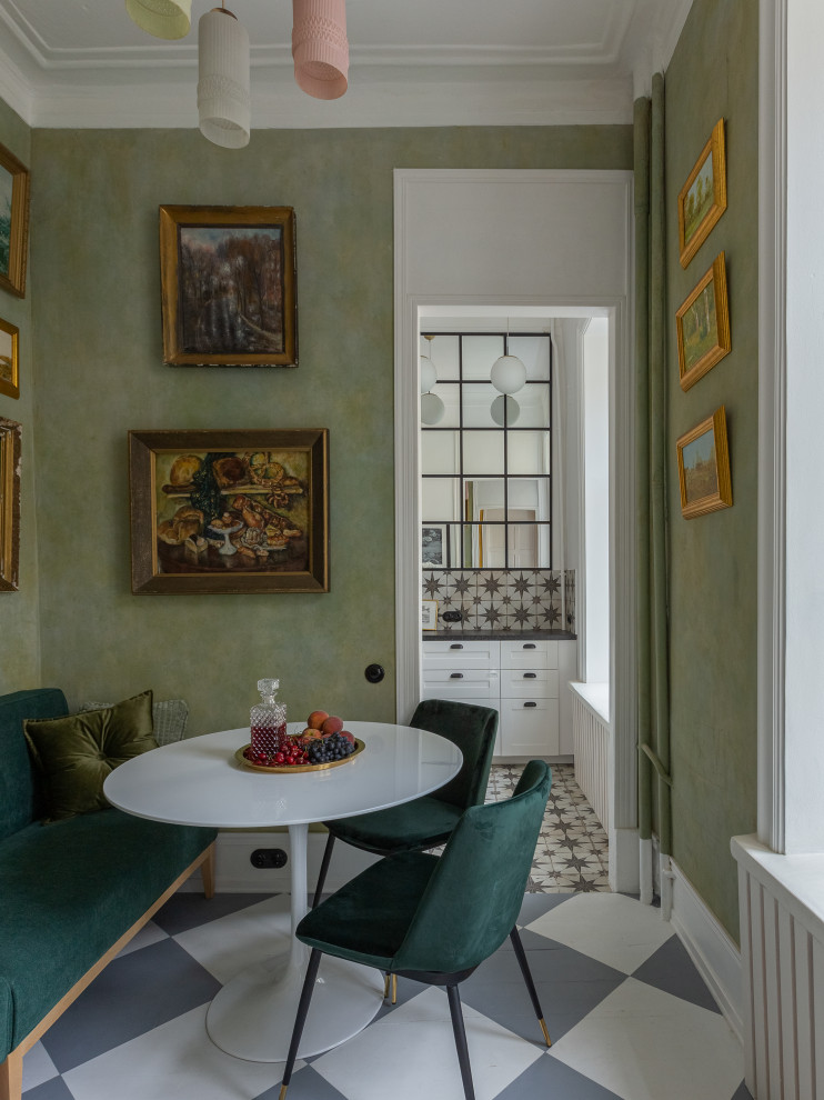 Квартира в бывшем доходном доме 1913-го