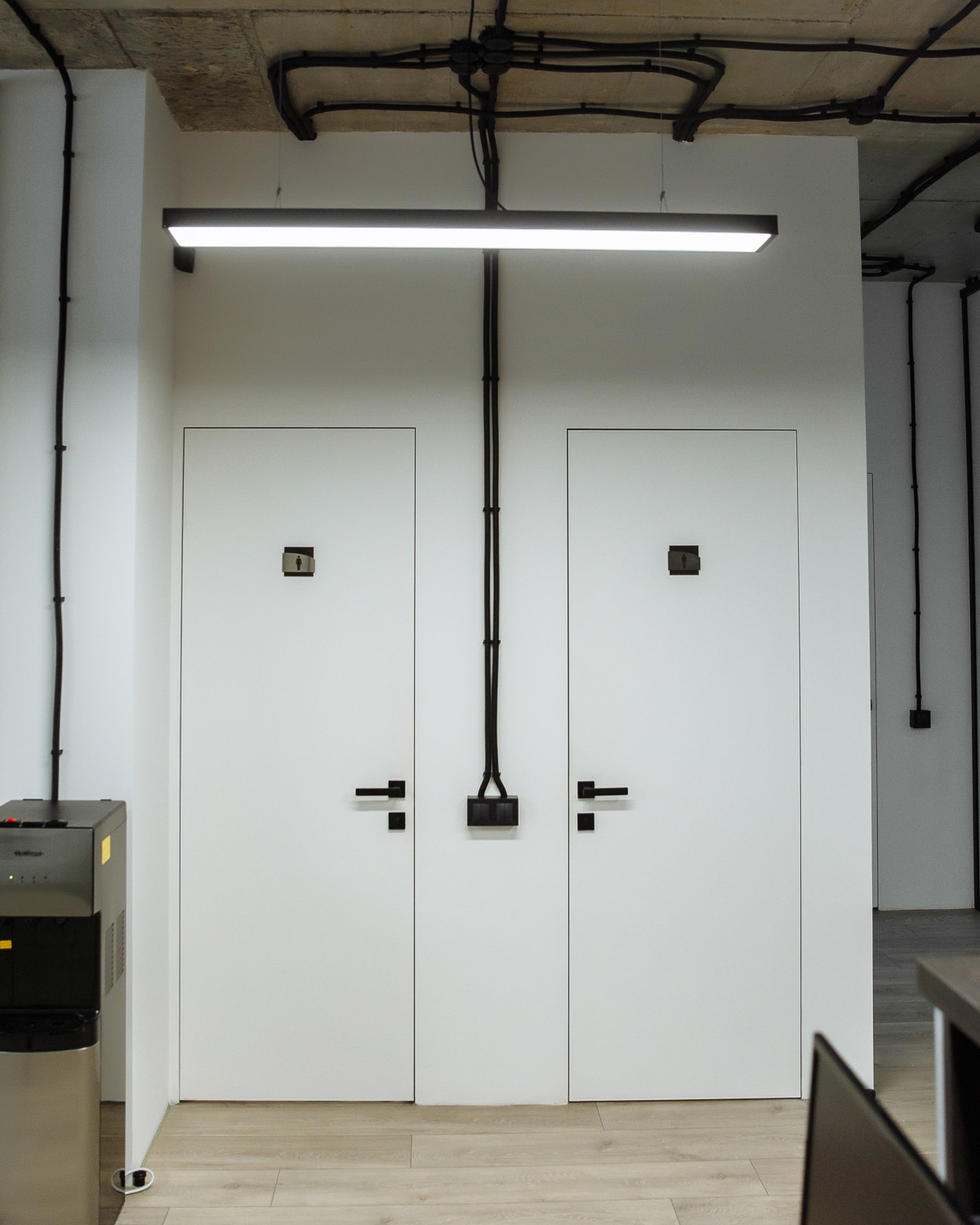 Build project. Office it company