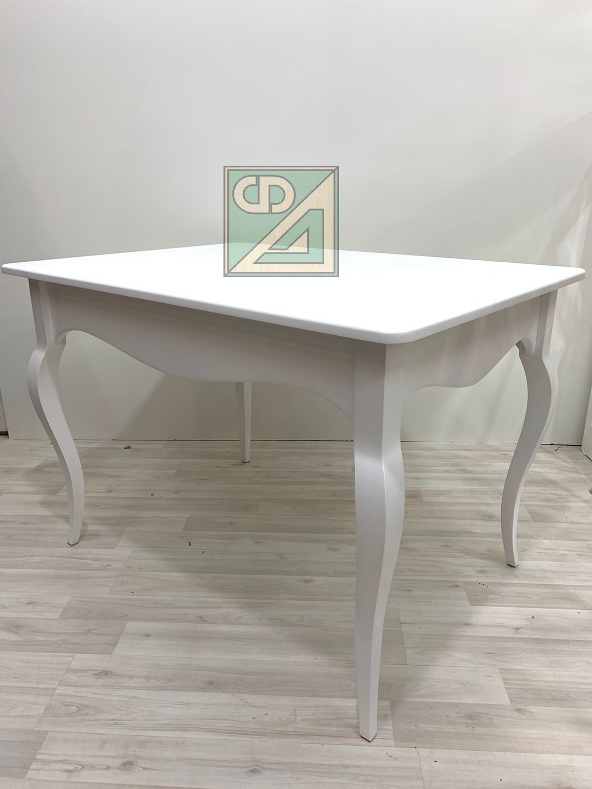 Обложка проекта: Столы