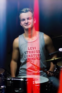 Олег Бонбизин