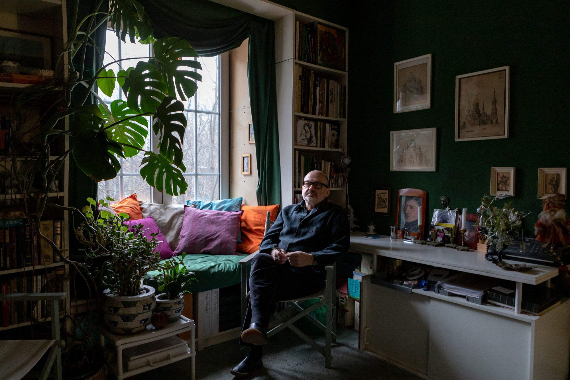 Спецпроект:  Портрет архитектора в черном