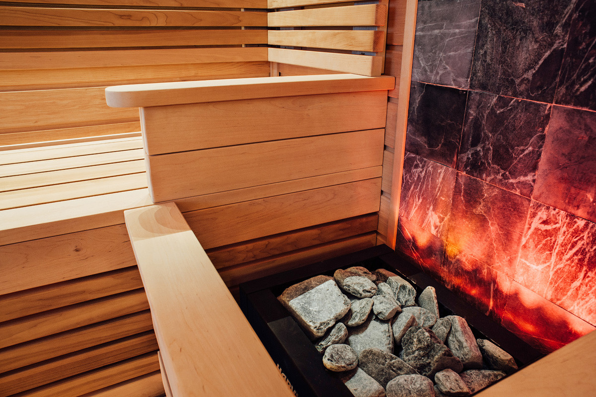 Дизайн оформления печи в сауне.