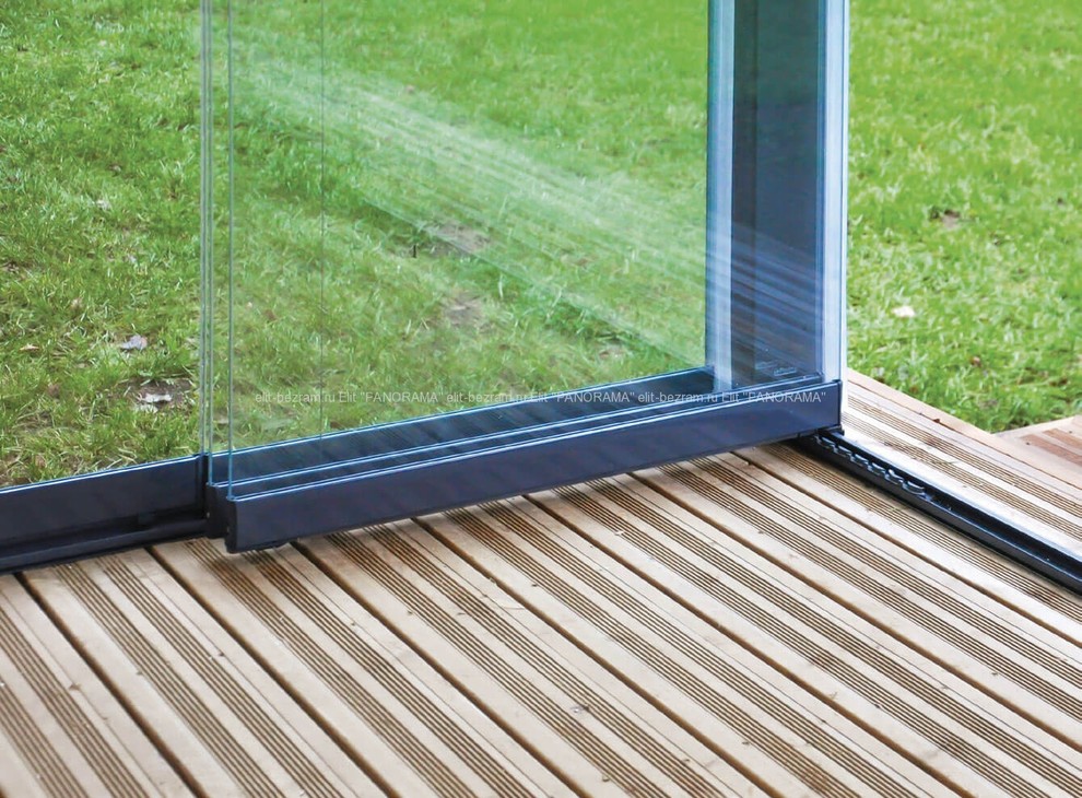 Беседка из бруса с раздвижным остеклением Lumon