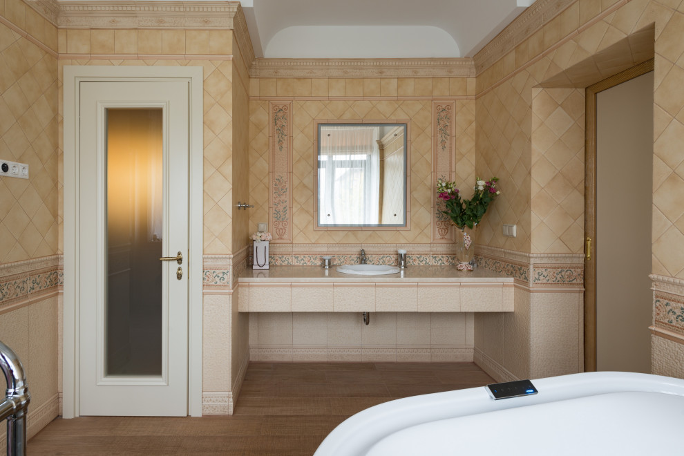 ДОМ с секретом