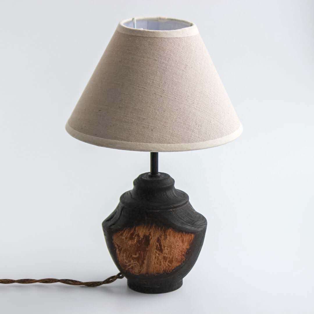 Светильники из дерева