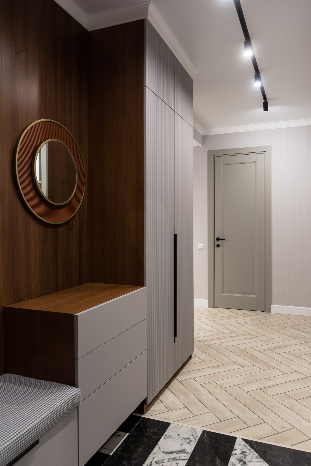 ЖК "АртСити" Прихожая и Санузлы