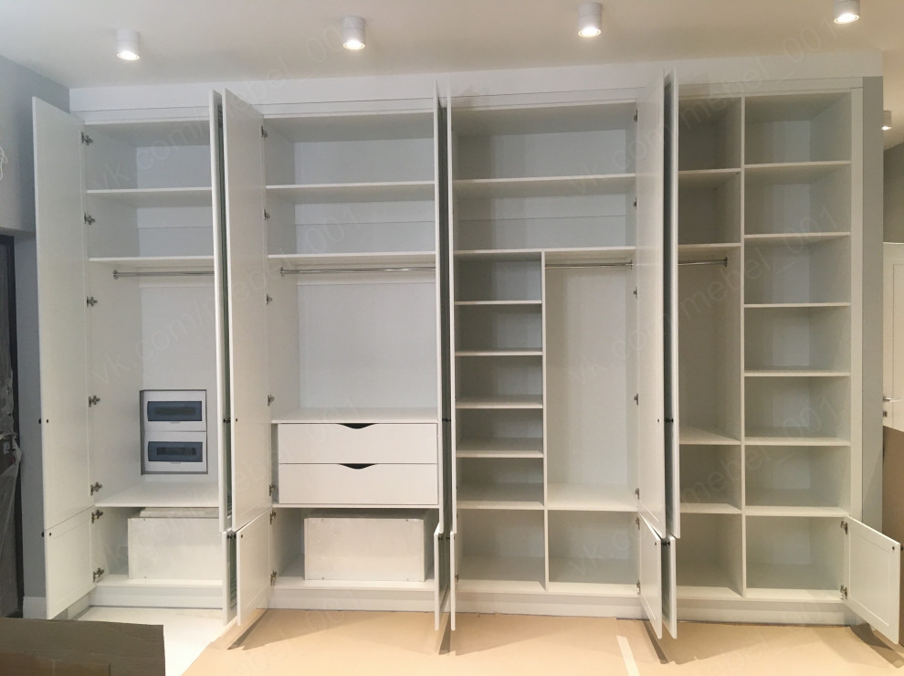 Встроенный шкаф