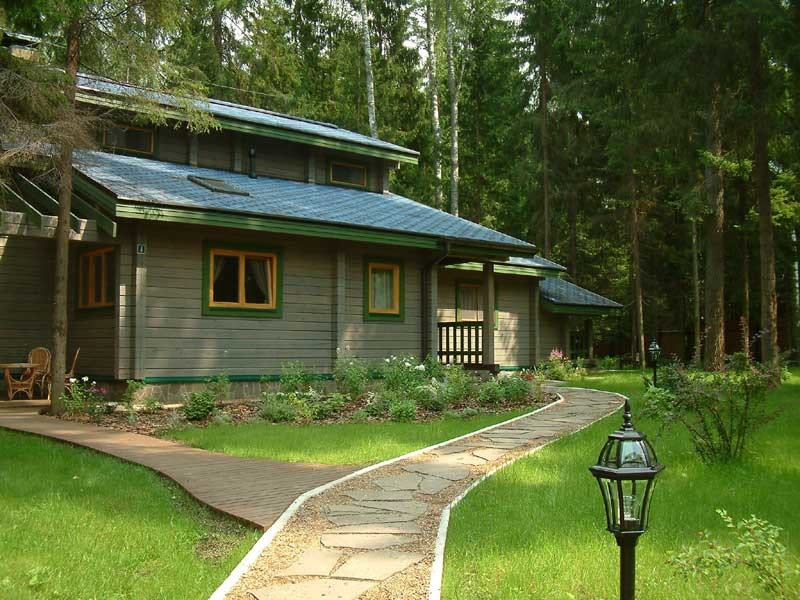 Деревянный дом на Истре