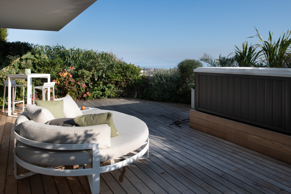 Интерьер апартамента в HPA, Паденге-Суль-Гарда, Италия