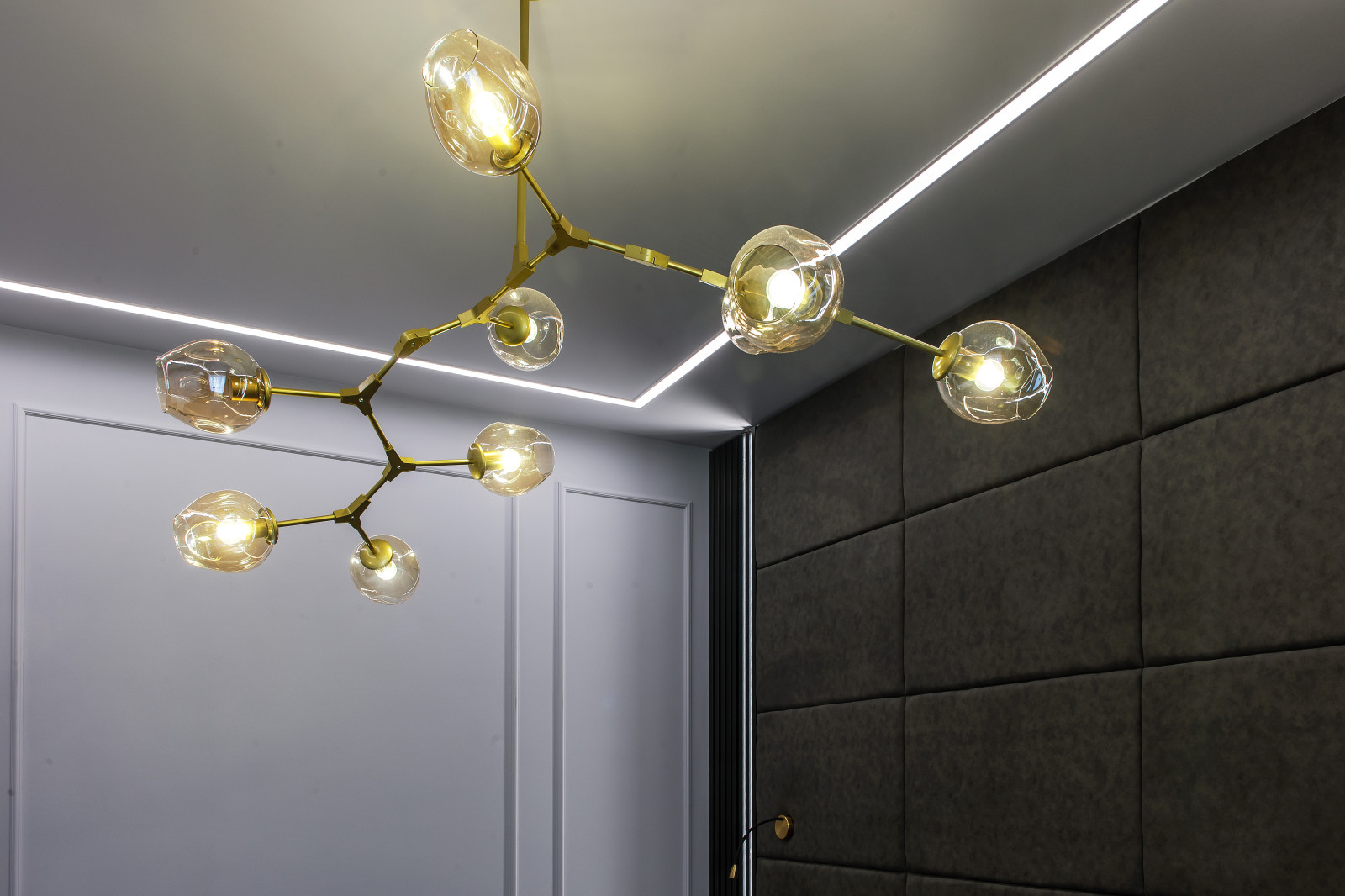 Спальня. Дизайн проект квартиры на Петровском острове