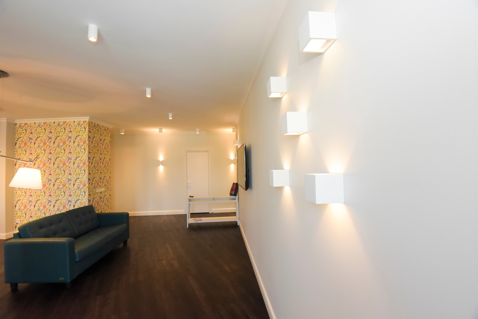 Три сестры: "Земля" ЖК Дом на Ждановской 103 кв.м