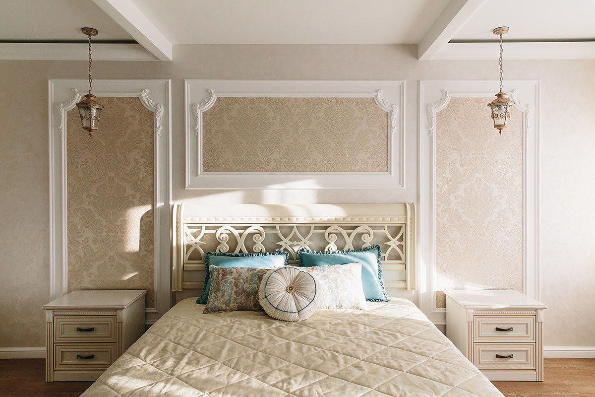 Реализация:Классика с нотками востока в бирюзе