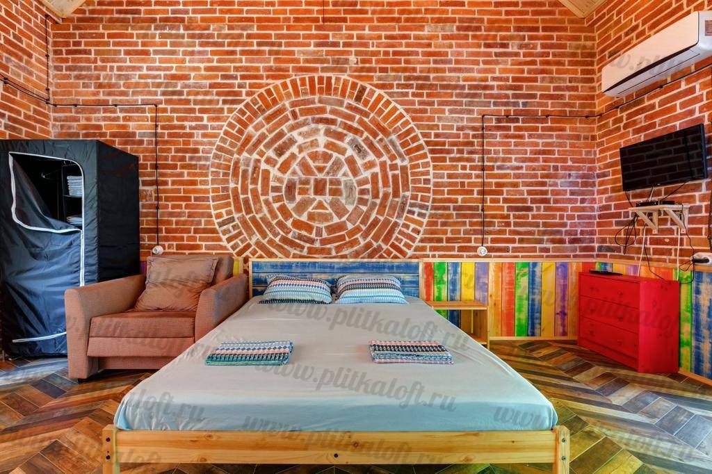 Обложка проекта: Фасад дома из кирпича узкого формата 230 м2