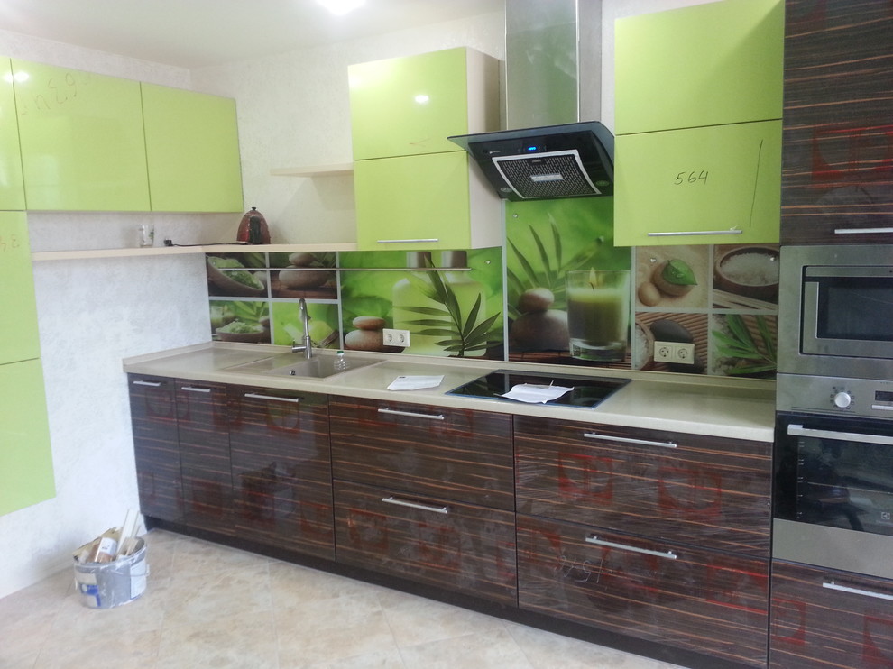 Обложка проекта: Кухонный фартук из закаленного стекла с фотопечатью "Да Хун Пао"