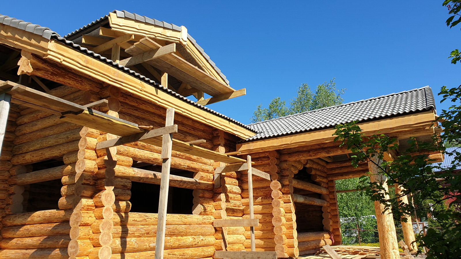 Обложка проекта: Дом из бревна ручной рубки 173 м.кв.