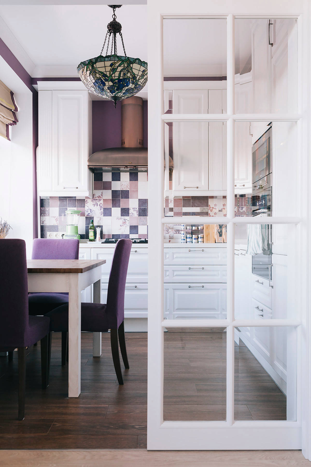 В гостях: Квартира с розовой прихожей в «сталинке»