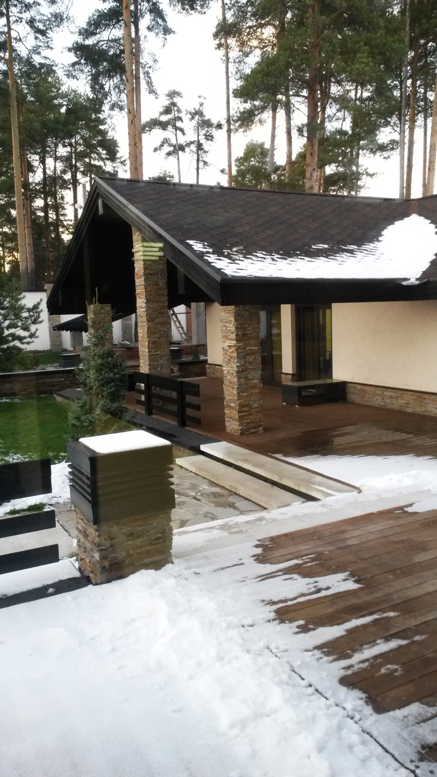 Обложка проекта: Большой дом с бассейном в стиле ШАЛЕ