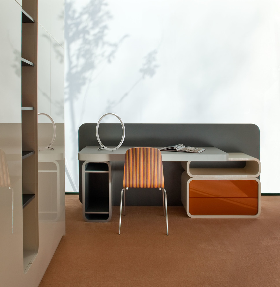 Оригинальное освещение рабочей зоны