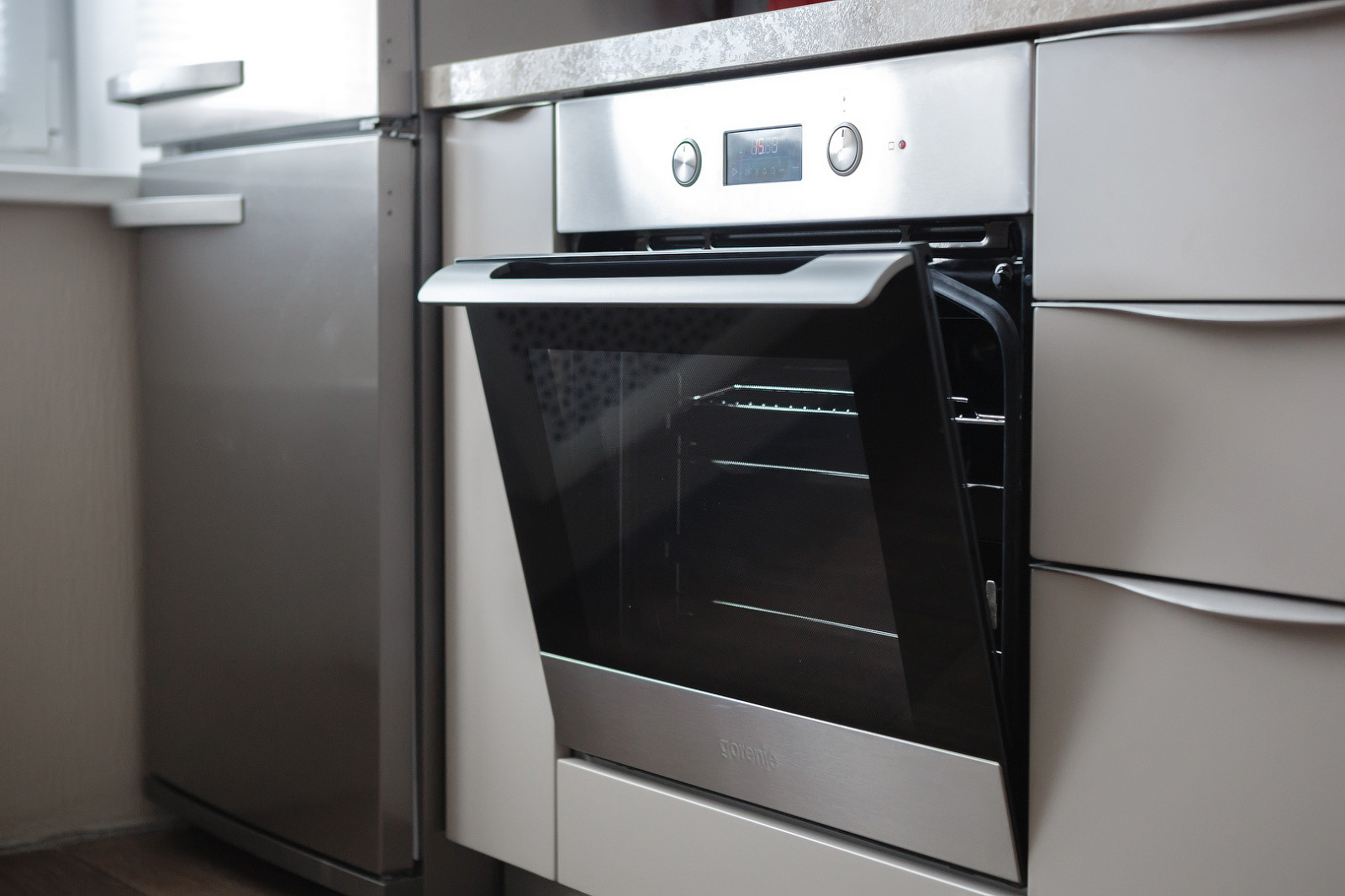 Небольшая кухня на Варшавской