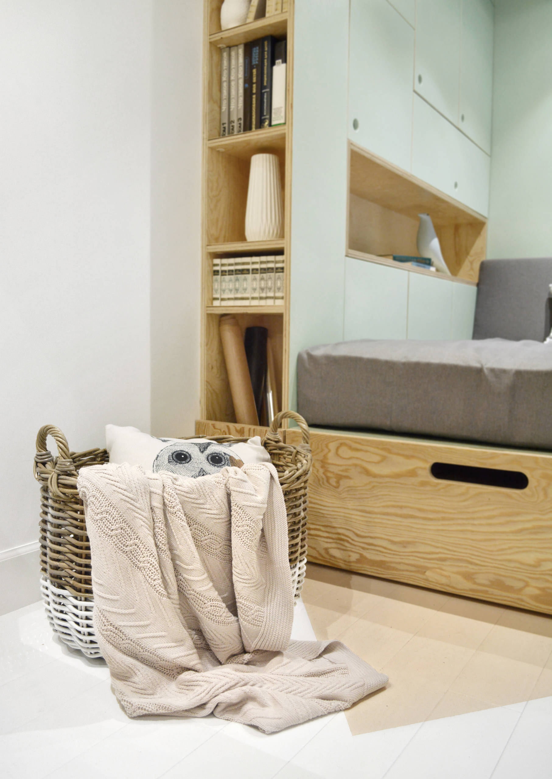 Детская недели: Необычная спальня в «кубе» для девочки-подростка