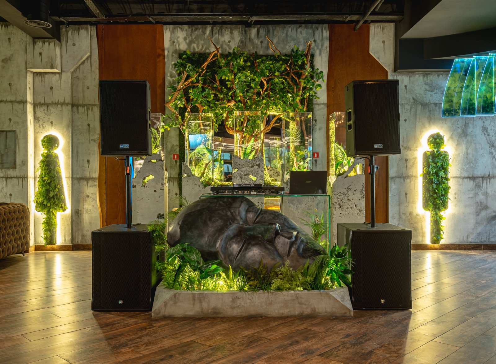 Обложка проекта: Фотосъемка интерьера ресторана в Симферополе