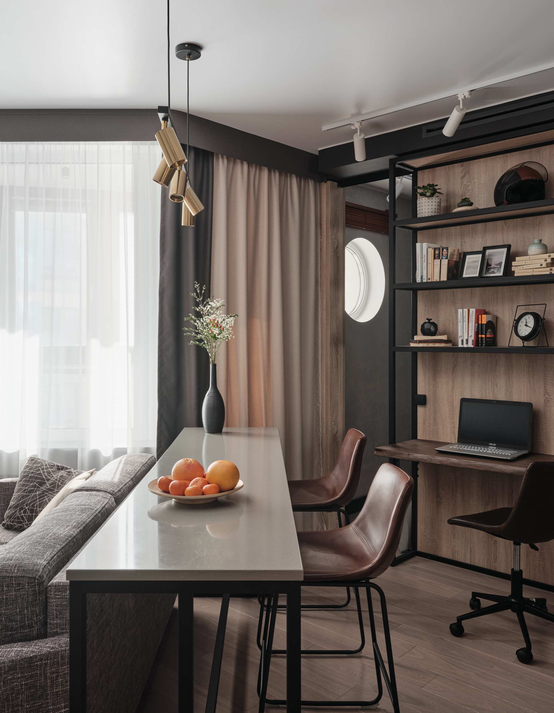 Поиск планировки: Студия с иллюминатором в Питере [4 варианта]