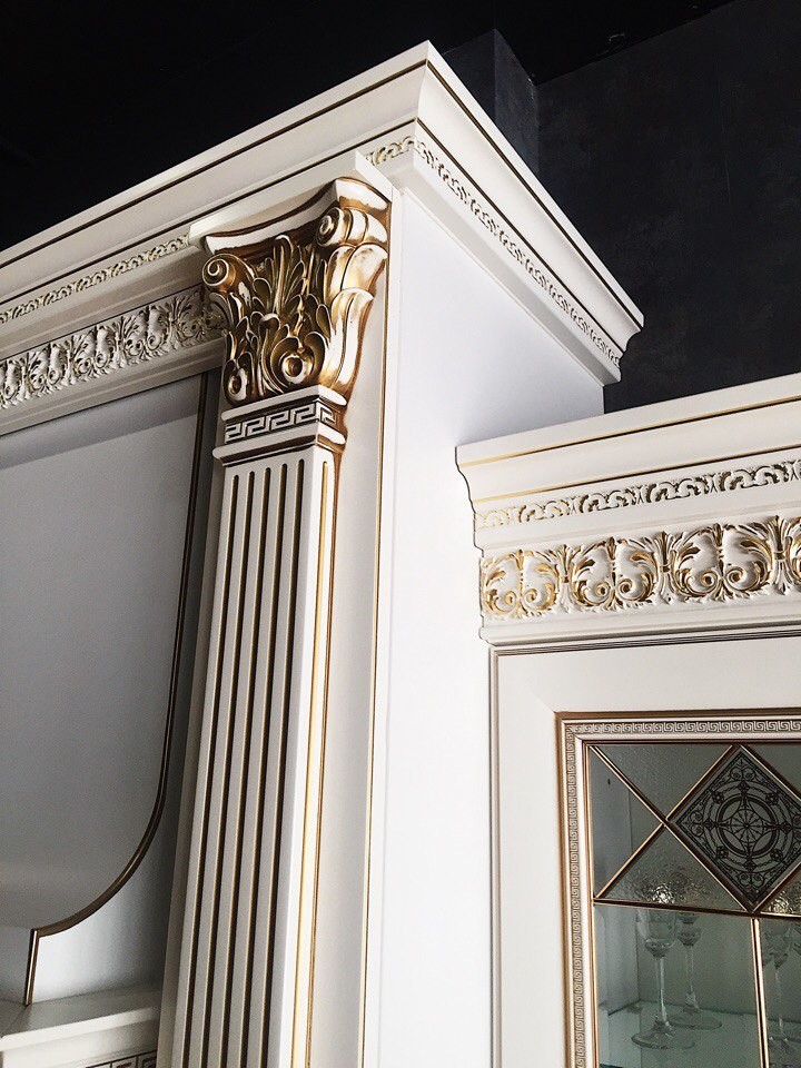 Кухня с итальянскими фасадами Ника д'Оро белая