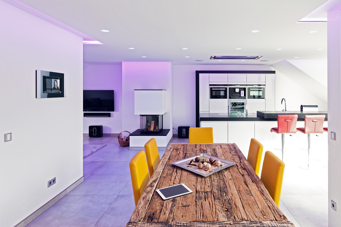 Обложка проекта: Пентхаус в Ботропе (Германия): как управлять домом одним касанием