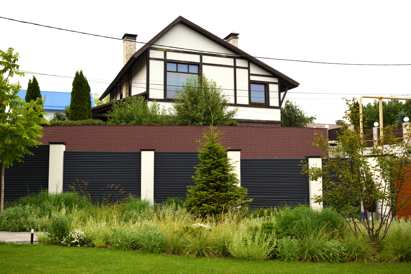 Обложка проекта: Сад с видом на Волгу