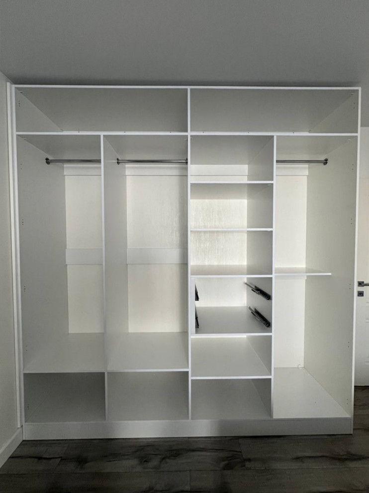 Стильный шкаф (сборка в деталях)