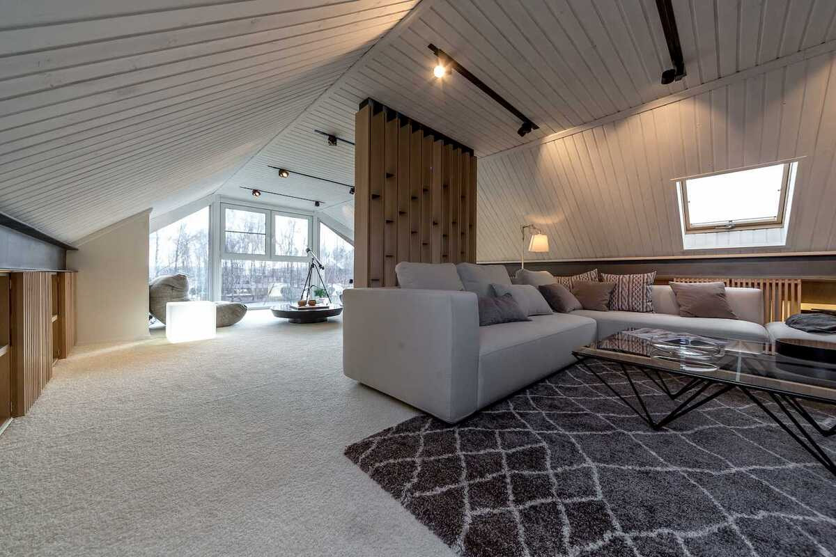 Мансарда с Железным поясом (Москва - Переделка.ТВ "Дачный ответ")