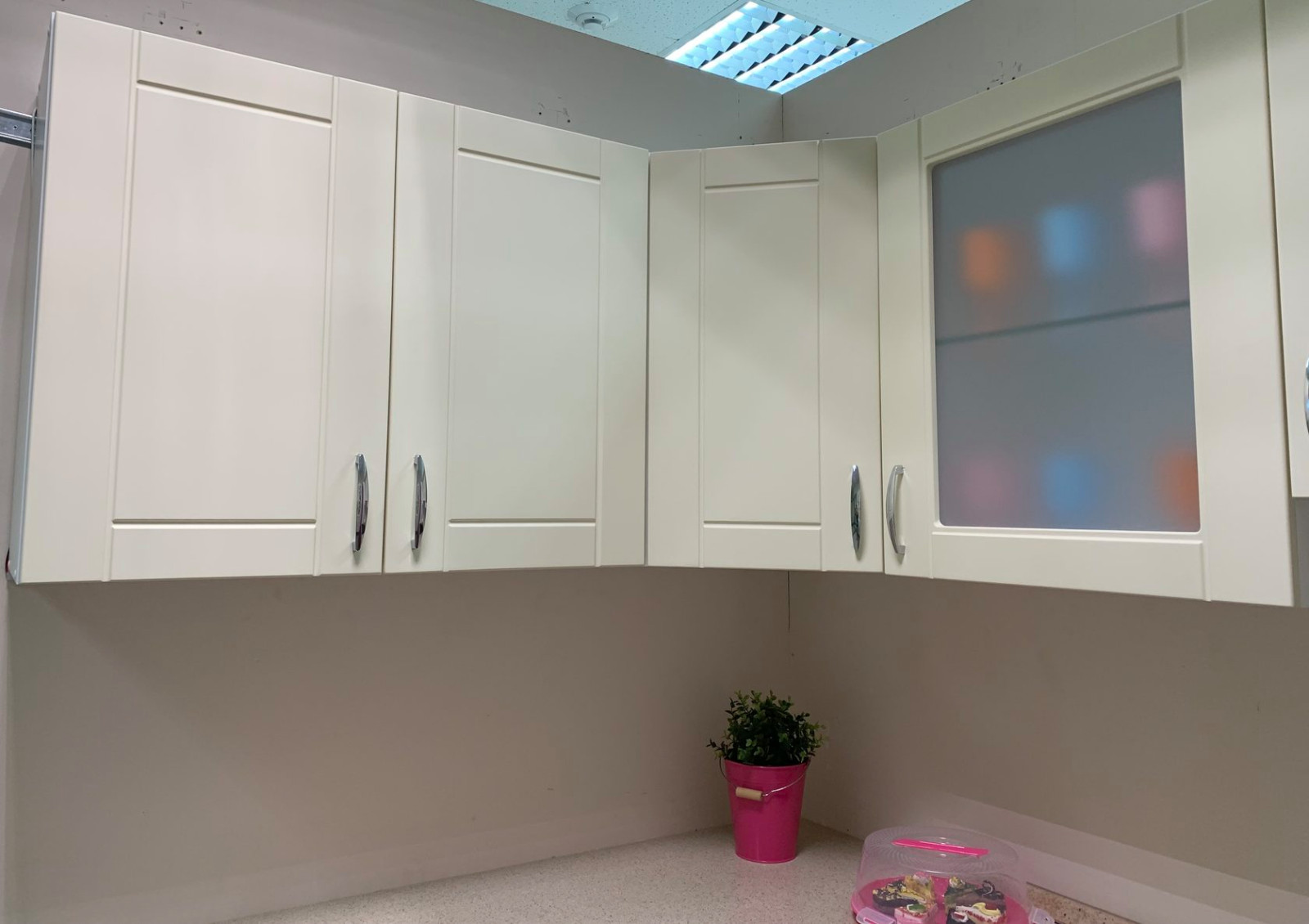 Кухня «ГЕРБЕРА». Производитель: Фабрика интерьера RuLes