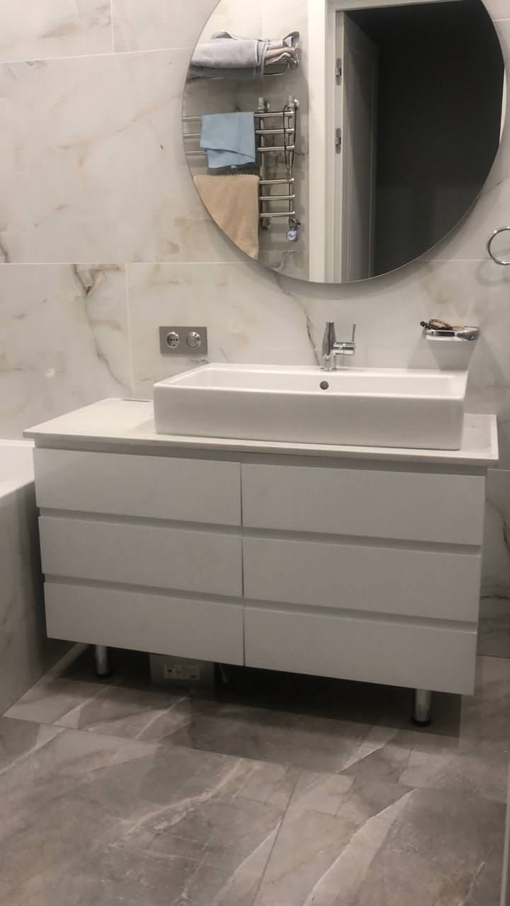 Обложка проекта: Столешница из кварцевого камня Avant Quartz 9015 Франш-Конте