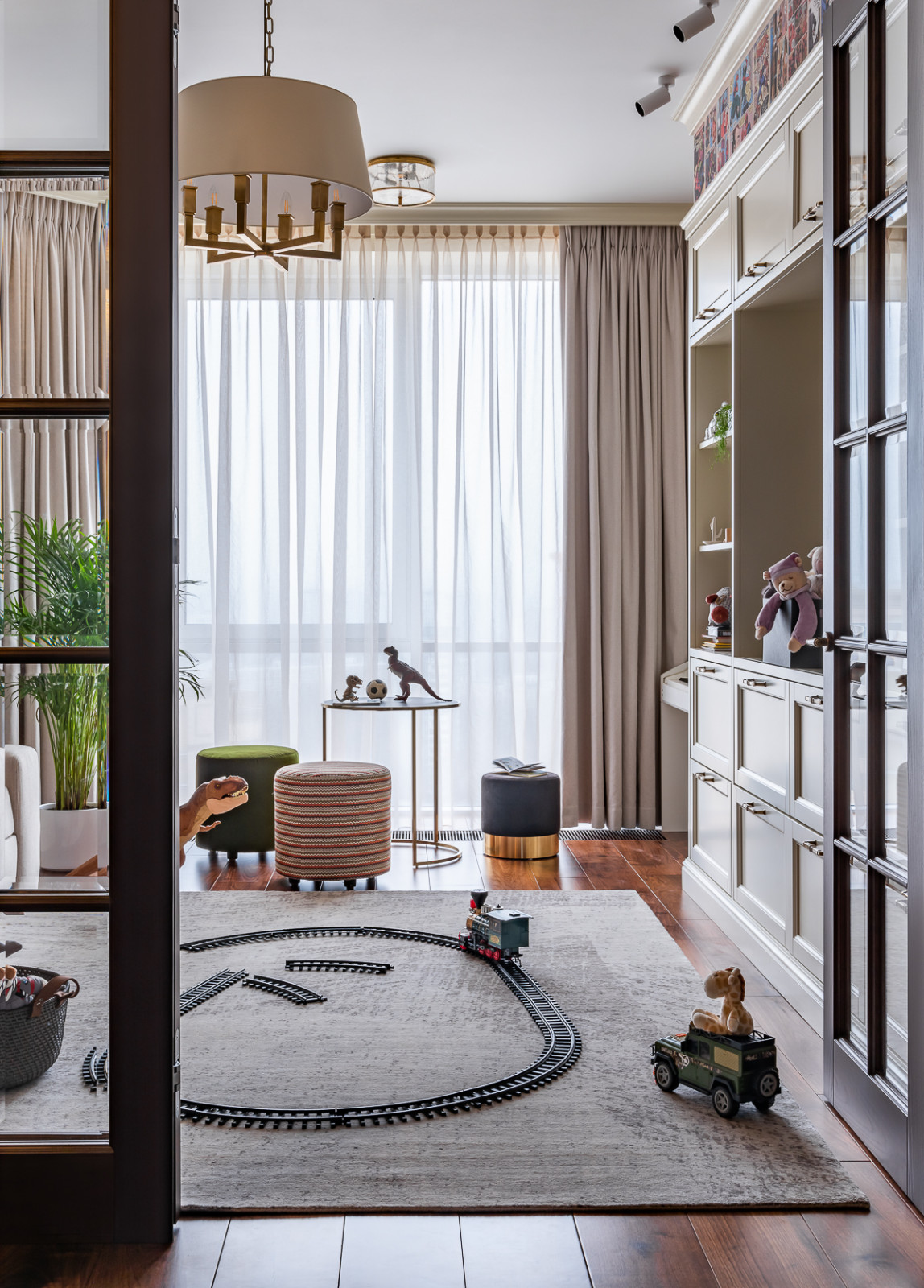 Квартира 240 м² с атмосферой загородного дома