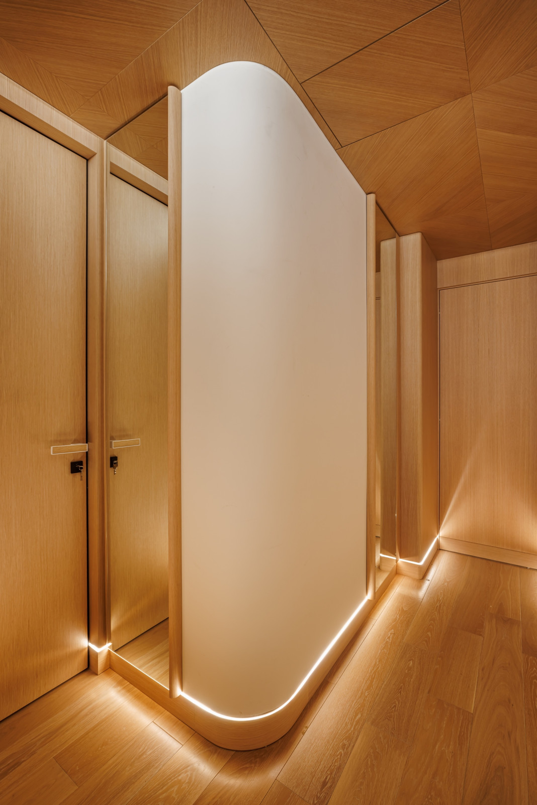 Фотосъёмка квартиры для производителя мебели и интерьерных конструкций «Axioma»