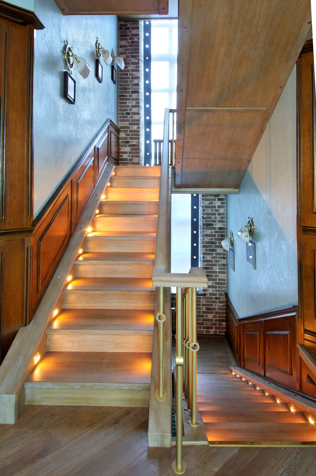 Яхт клуб "Командор"