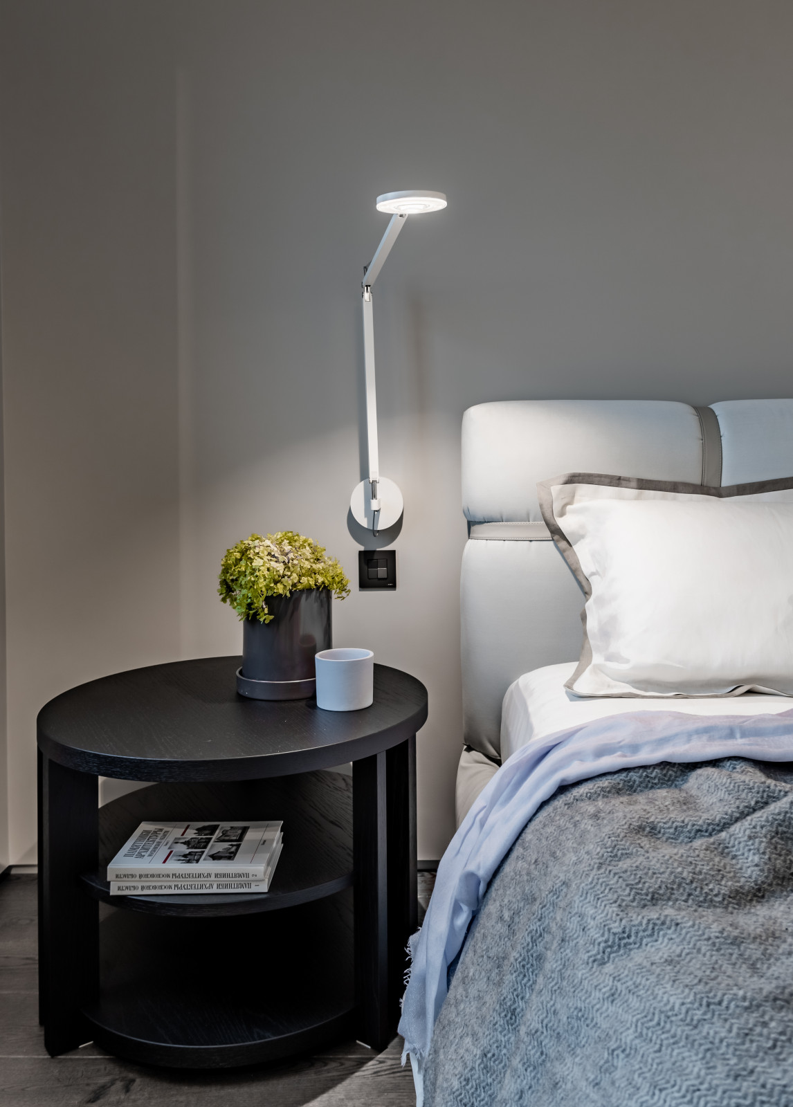 Квартира на набережной