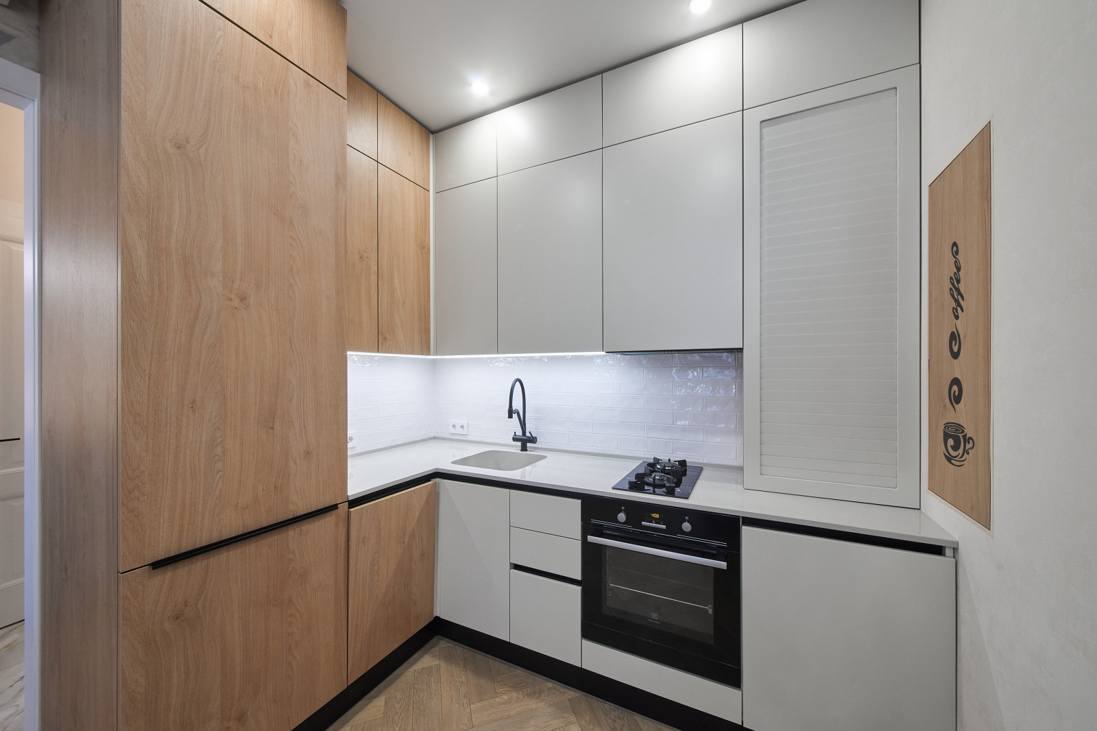 Обложка проекта: Комплексная меблировка квартиры на Севере Москвы