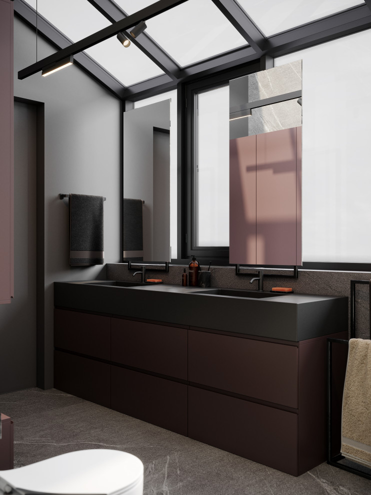 Воскресенская набережная