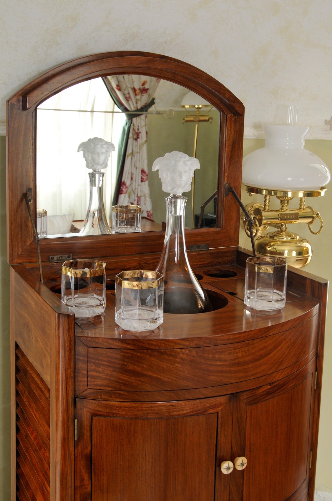 Яхт клуб "Командор"