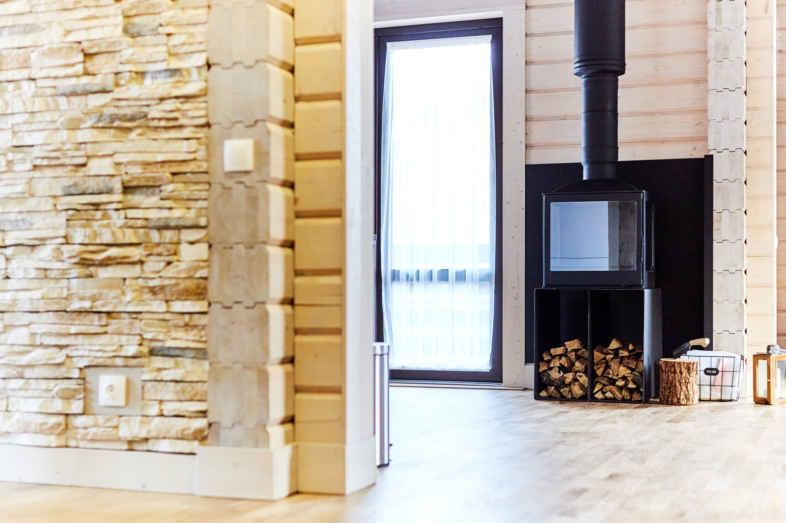 Обложка проекта: Готовый дом из клееного бруса с отделкой по проекту "Сона" 124 м2