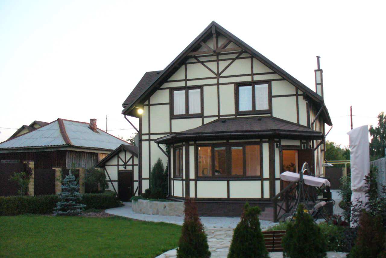 Свердловская обл., п. Коптяки. 2х- этажный Жилой дом. Общая площадь 165м2.