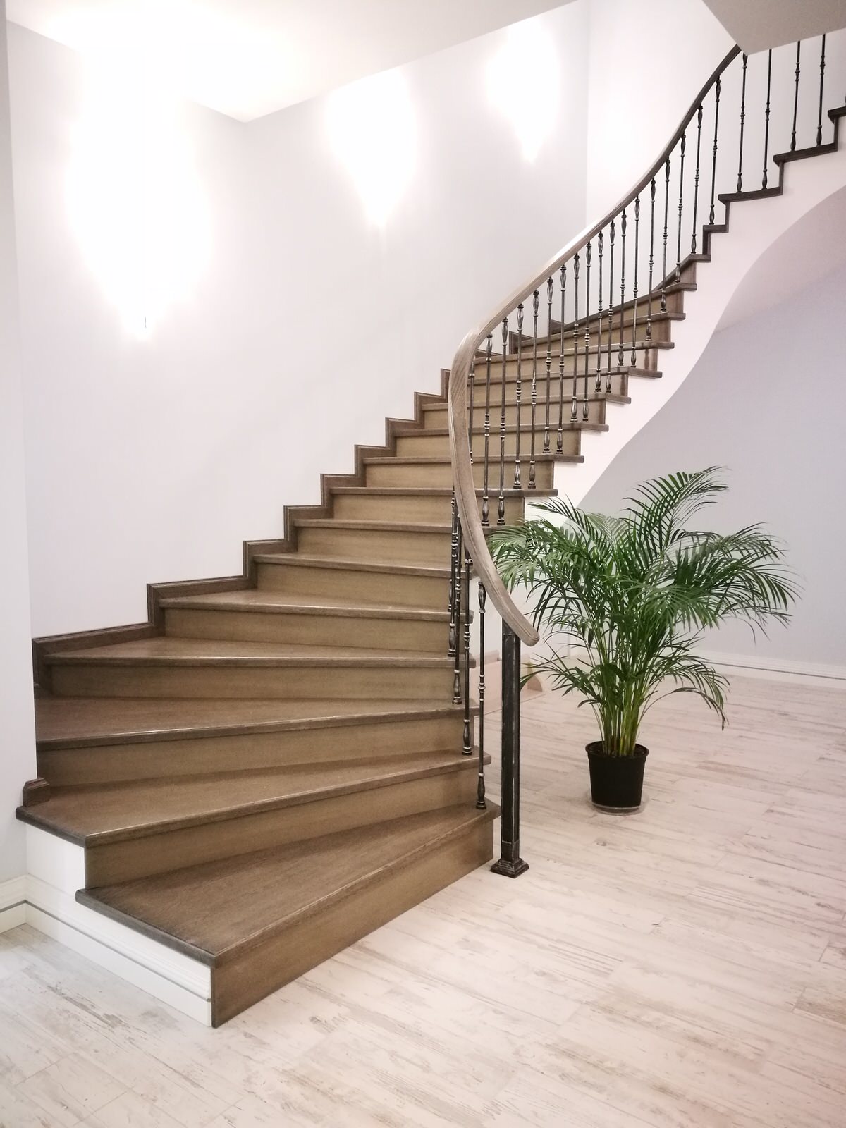 Лестница в стиле фьюжн