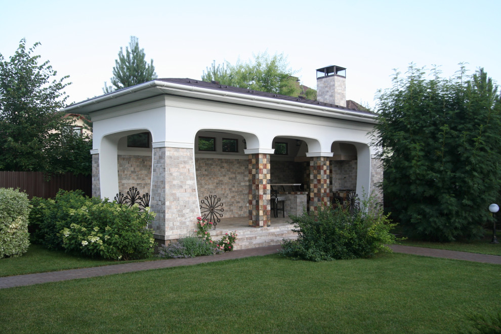 Беседка с летней кухней