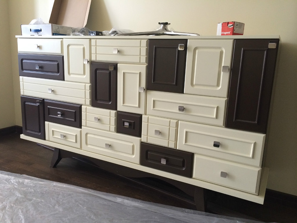 Оригинальный шкаф в спальню ( МДФ крашенный)