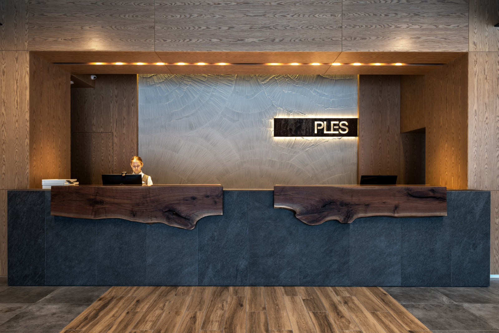 Фоновое изображение профиля Viva Design